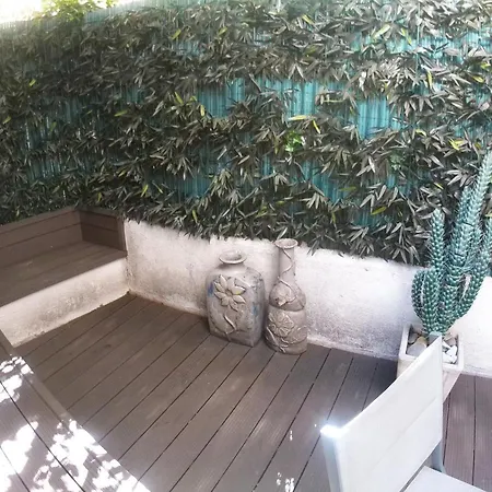 In The Heart Of Διαμέρισμα Νίκαια