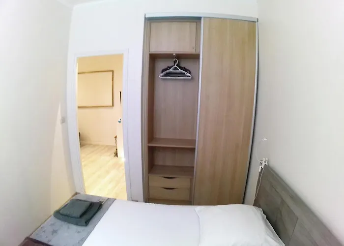 Apartman In The Heart Of *