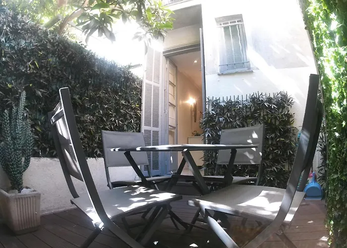 In The Heart Of Apartman *